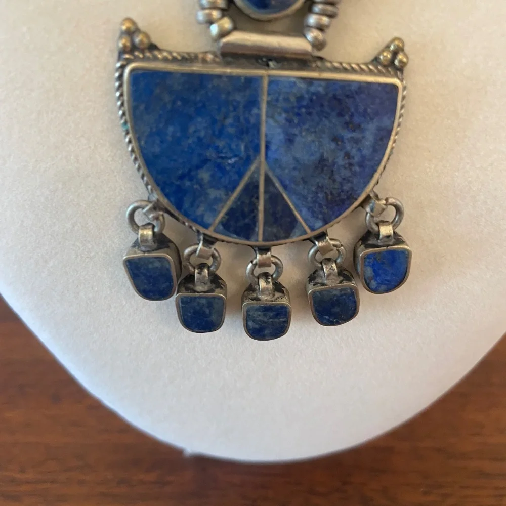 Uzbek Silver Lapis Lazuli Pendant Necklace - Picture 3 of 6